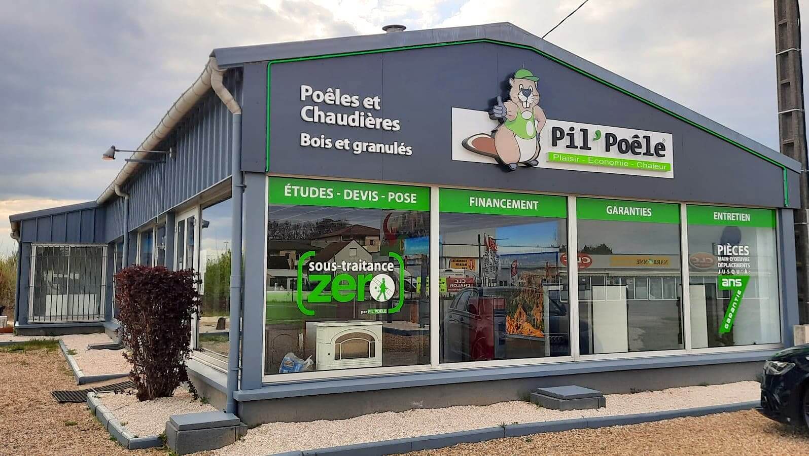 Façade-magasin-pilpoele-Lux